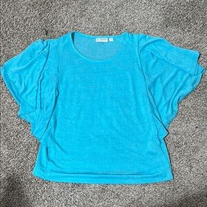 Size M Belle by Kim Gravel Blue Flutter Sleeve Ruffled Top